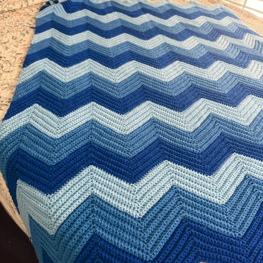 Handmade Crochet Afghan Blanket Blue Chevron Ripple Zig Zag Throw Knit Bedding